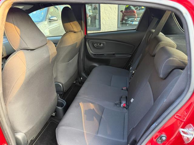 TOYOTA Yaris 1.5 Hybrid 5 porte Trend "Red Edition"
