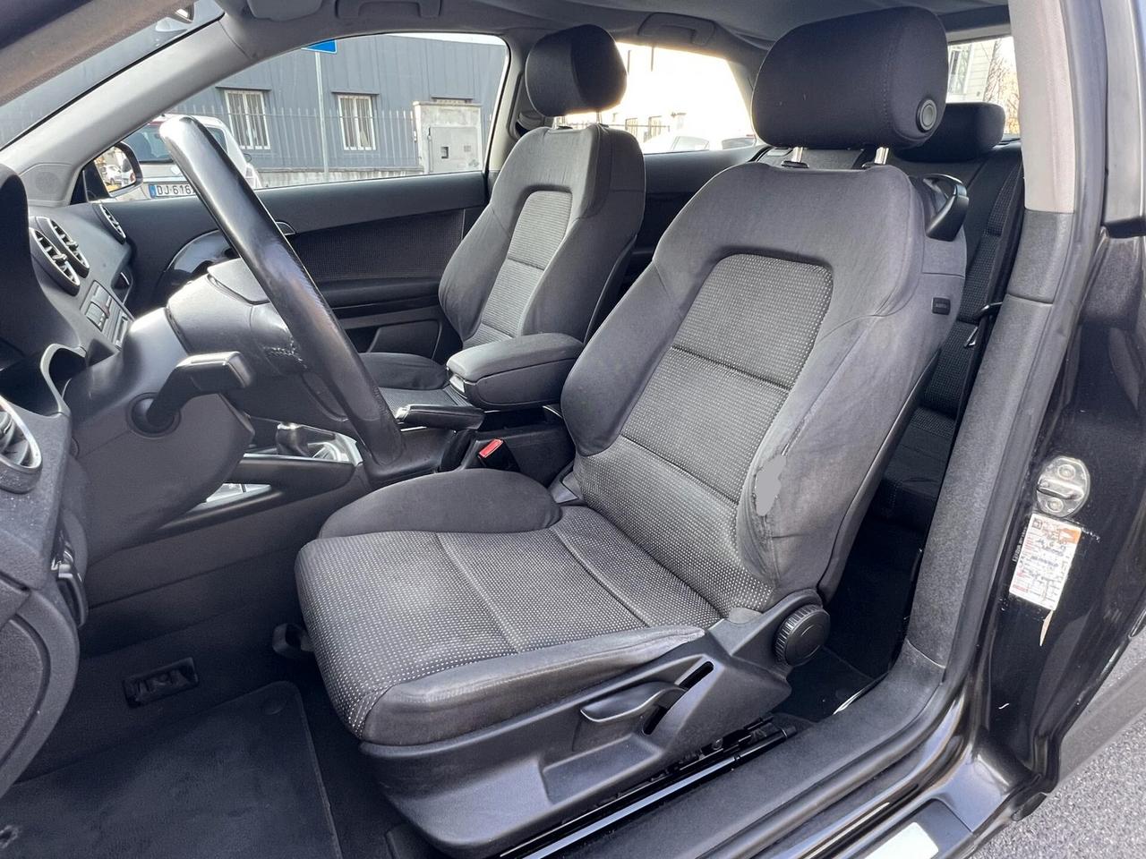 Audi A3 1.6i-U.Prop-Tag.Cert-GancioTraino-2005