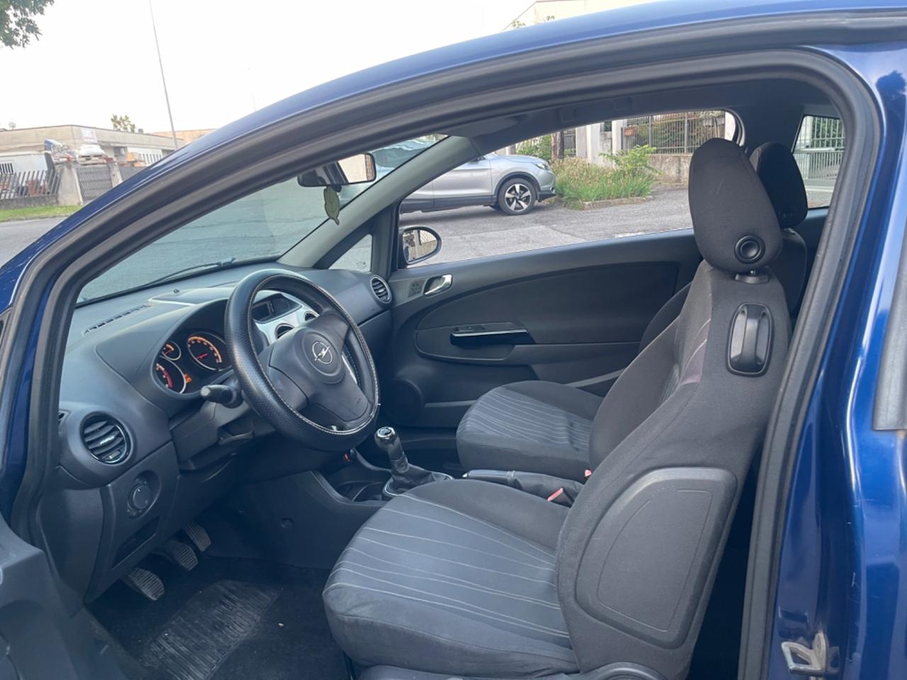 Opel Corsa 1.2 3 porte Sport Benzina per Neopatentati