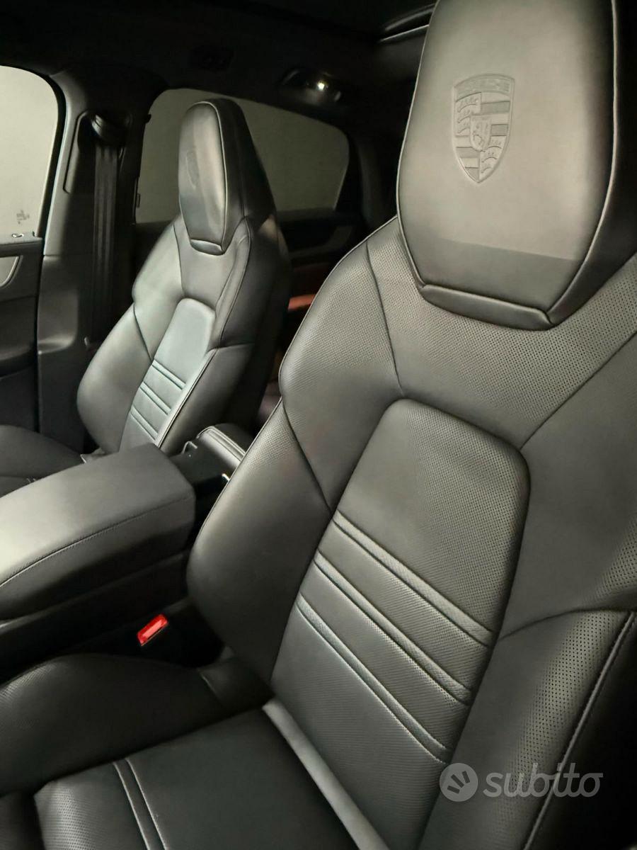 2026 PORSCHE CAYENNE COUP 3.0cc 470cv HYBRID