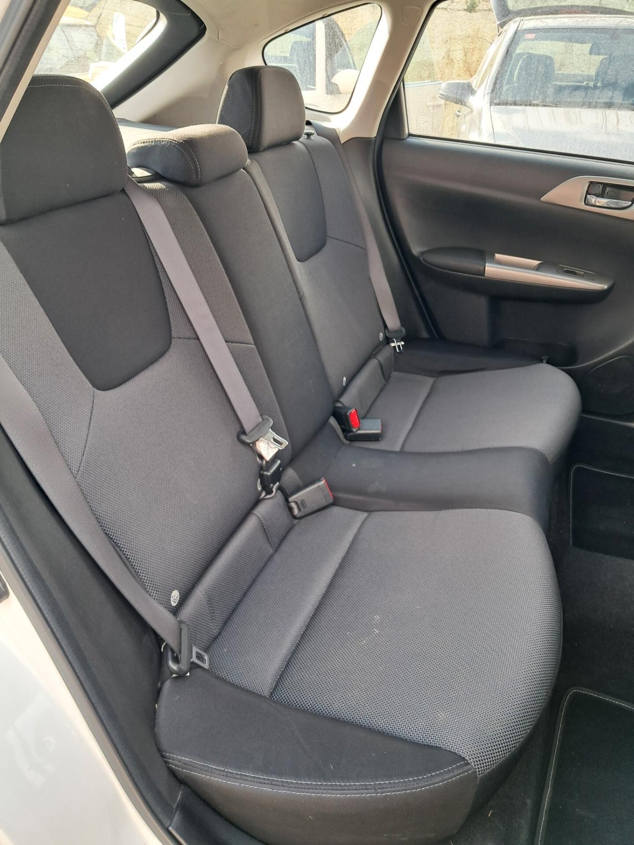 Subaru Impreza 2.0R 4QGP