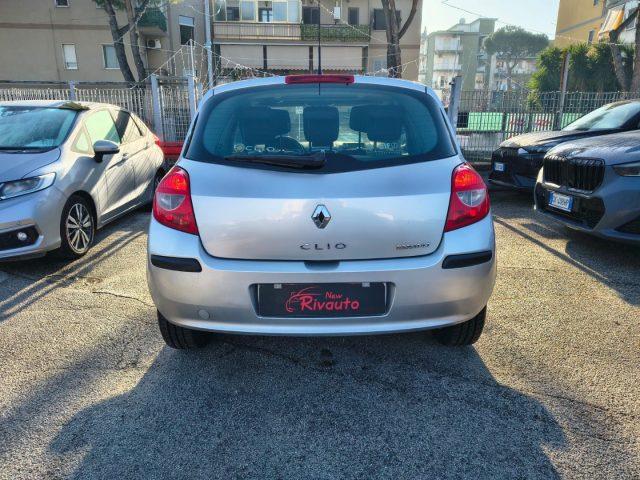 RENAULT Clio 1.5 dCi 105CV 3 porte Initiale