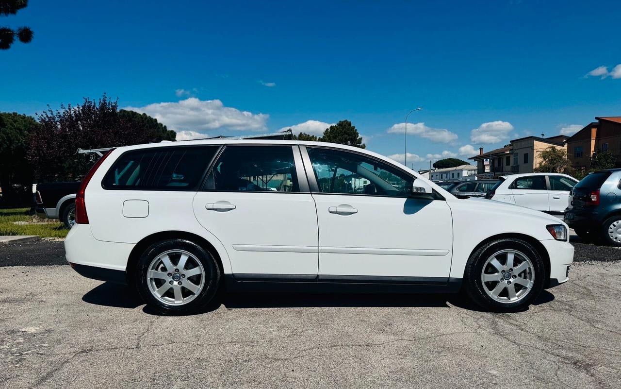 Volvo V50 D4 Kinetic