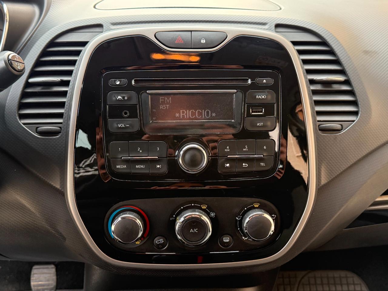 Renault Captur 1.5 dCi 90CV S&S *LED - 2015