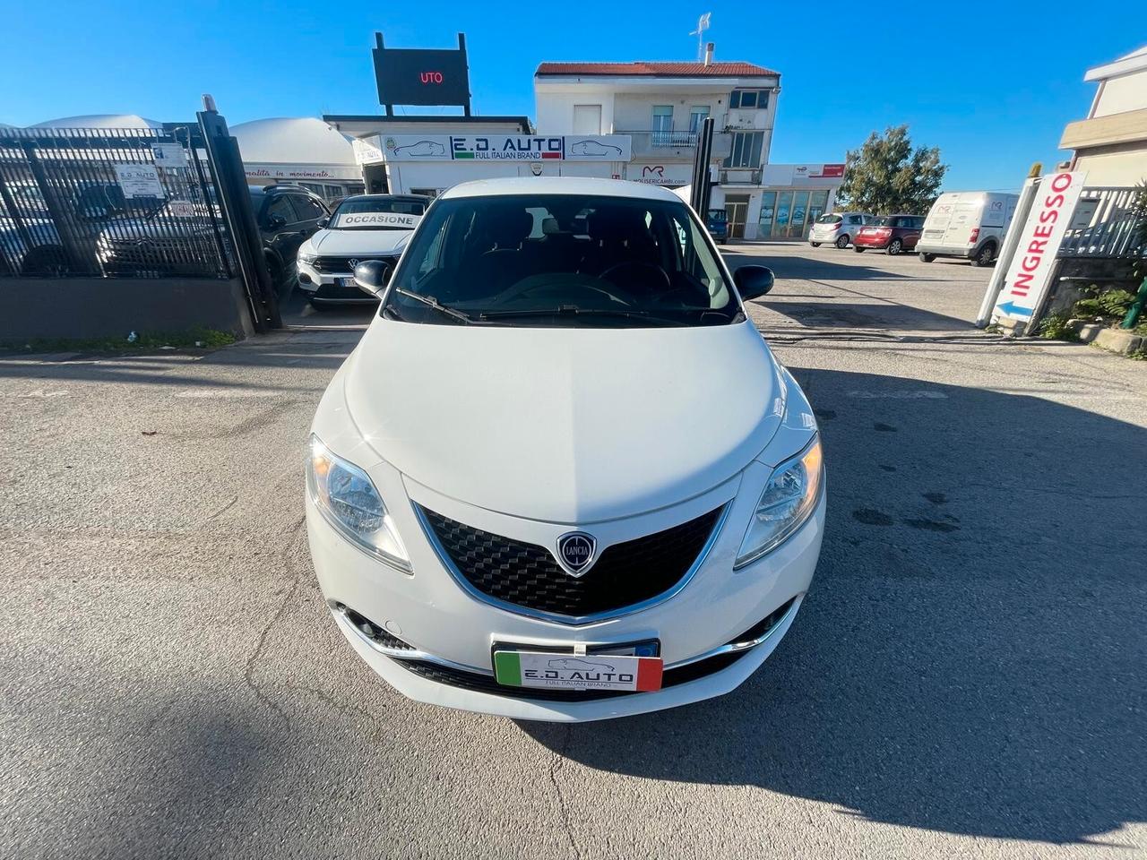 Lancia Ypsilon 1.2 69 CV 5 porte GPL Ecochic Gold