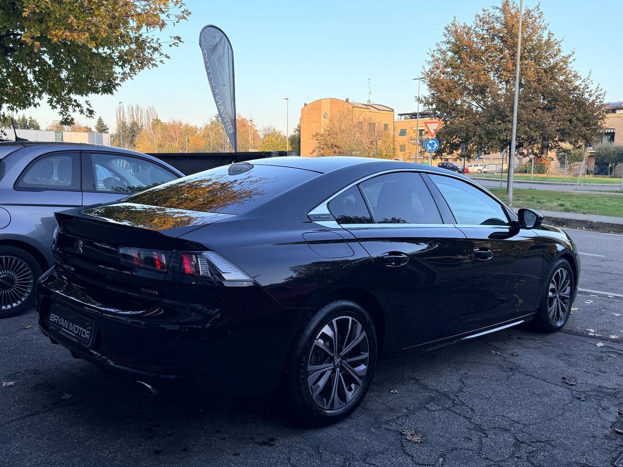 Peugeot 508 Plug-in Hybrid 225 e-EAT8 Allure Pack