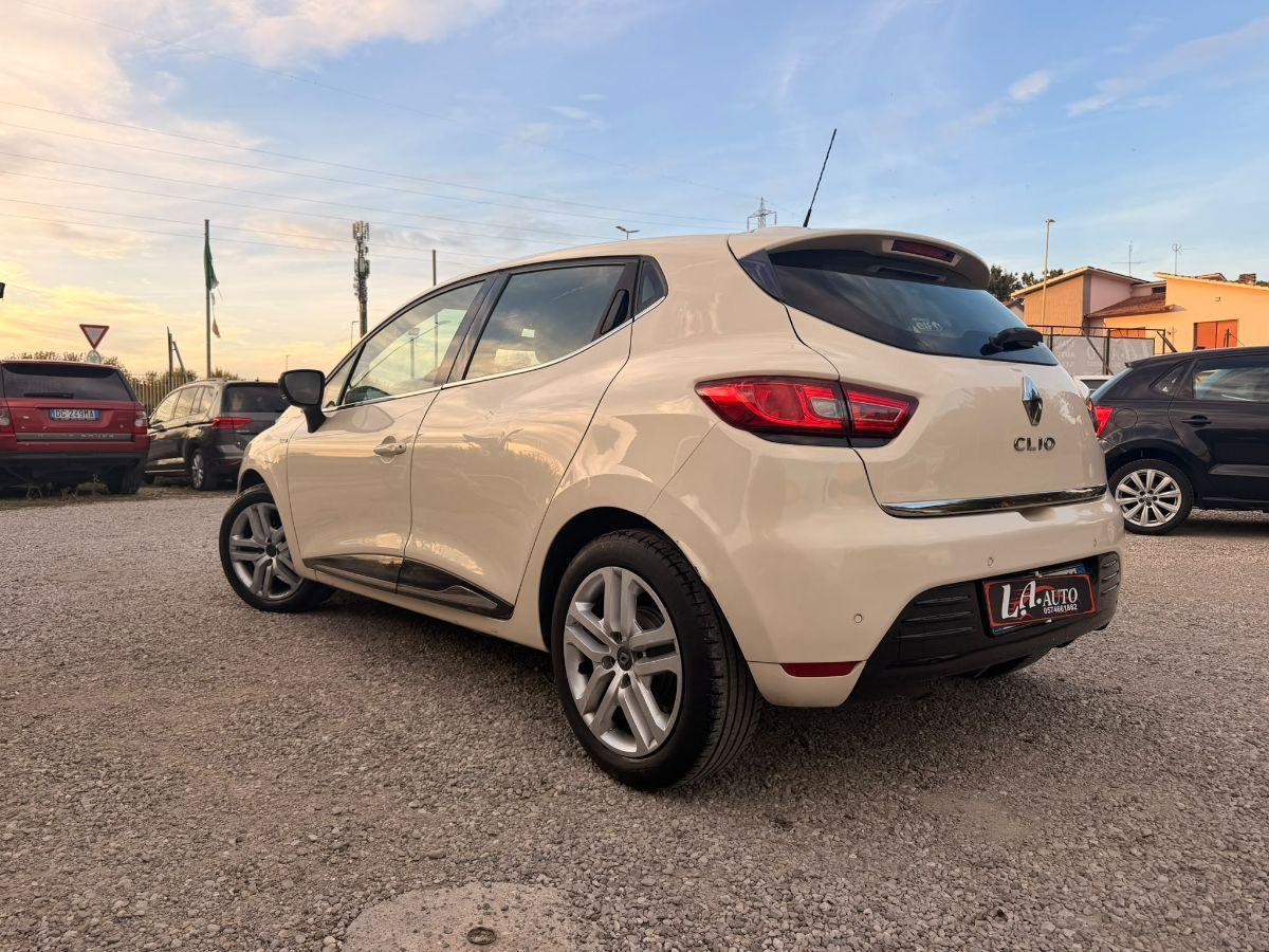RENAULT - Clio - 1.5 dCi 8V 75 CV S&S 5p. Duel