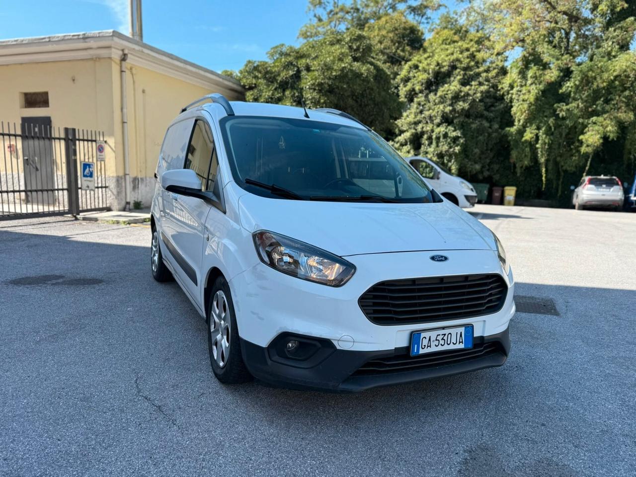 Ford Tourneo Connect 1.5 TDCi 120 CV Titanium