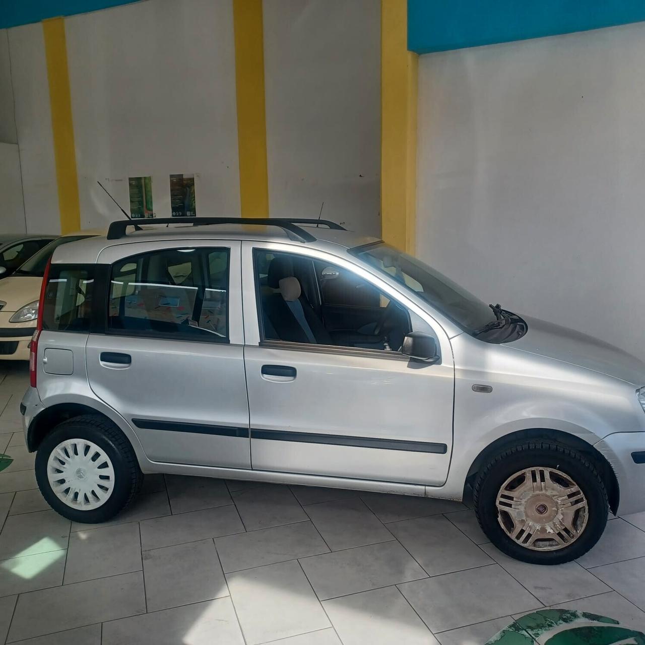 20.000km CON IL MOTORE RIFATTO GARANZIA 12 MESI PANDA 1.2