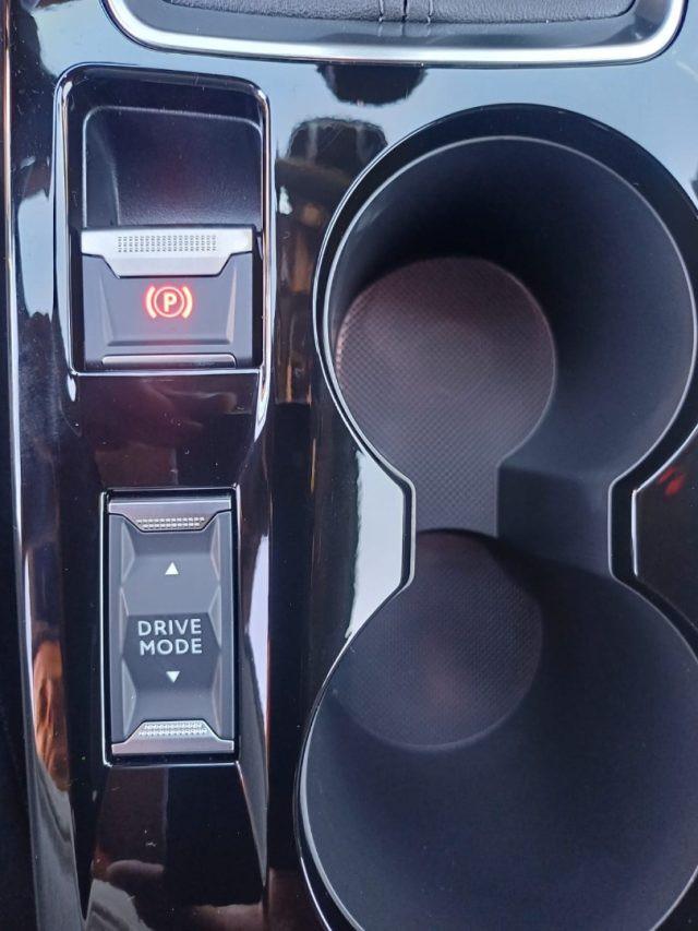 PEUGEOT 2008 1200 PURETECH ALLURE 100CV CARPLAY VETRI SCURI"17