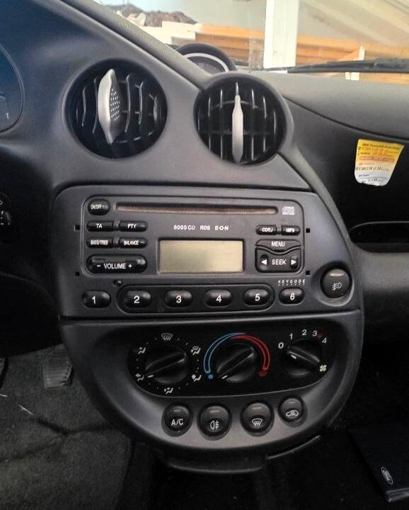 Ford Ka StreetKa 1.6 Roadster
