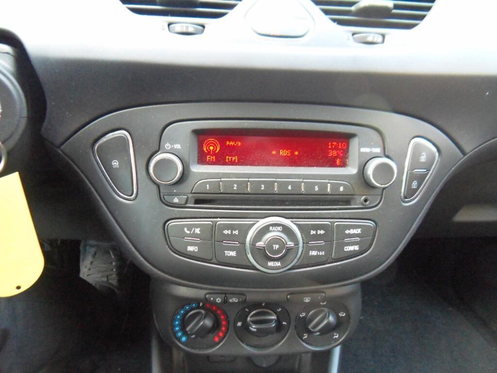 Opel Corsa 1.2 5 porte Advance