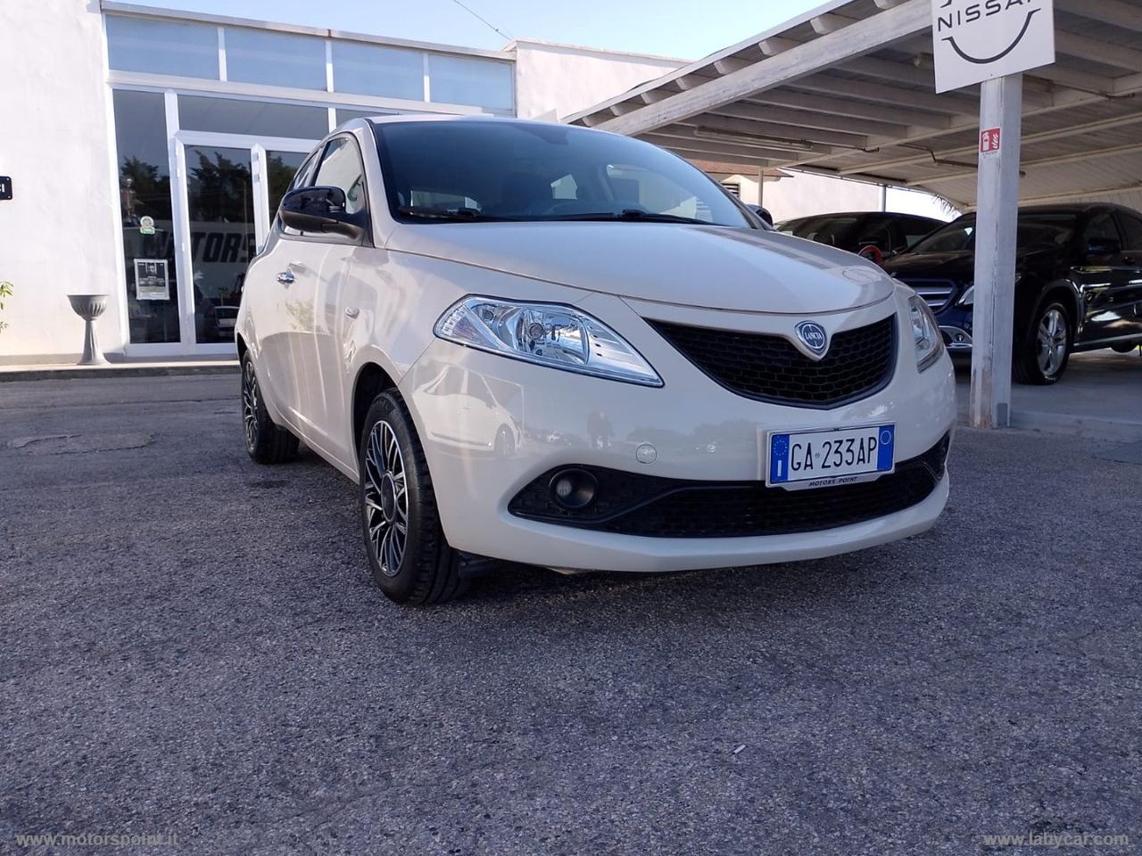 LANCIA Ypsilon 1.2 69 CV 5p. S&S Platinum