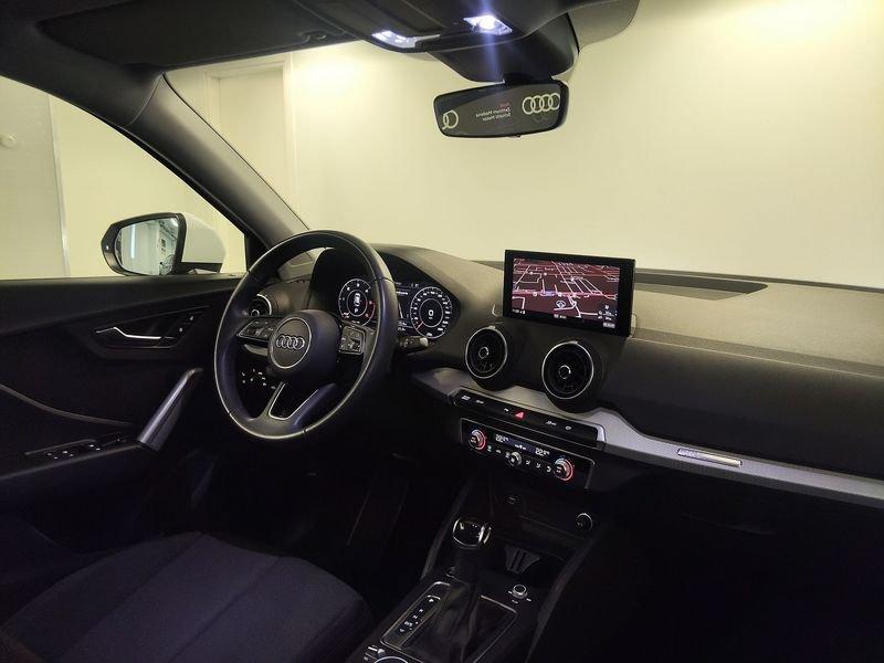 Audi Q2 Q2 35 2.0 tdi Identity Black s-tronic
