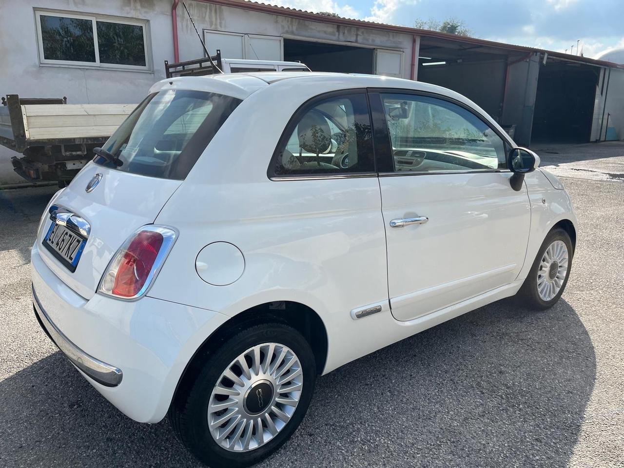 Fiat 500 1.3 mat/95 cv lounge-km 139000-2012