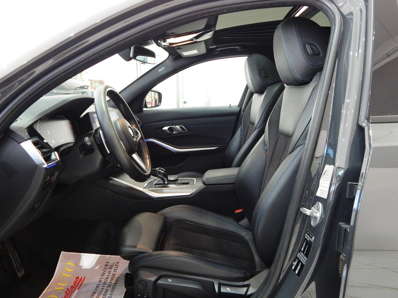 BMW 320 d Touring MSport Aut. TETTO-NAVI-PELLE-RADAR-LED