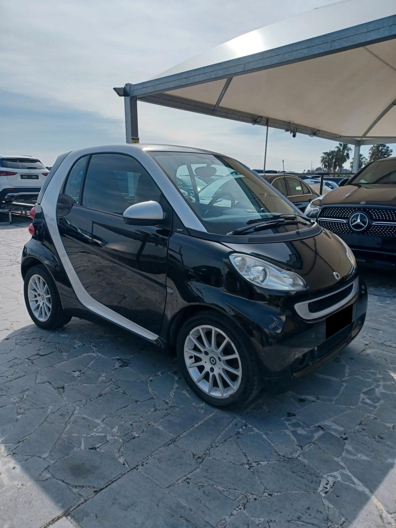 Smart ForTwo 1000 52 kW MHD coupé passion