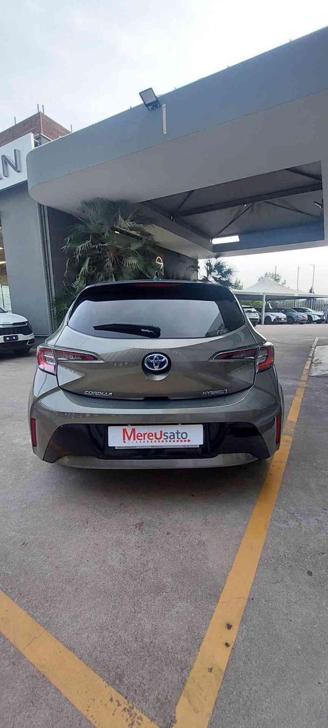 TOYOTA Corolla 1.8 Hybrid Style