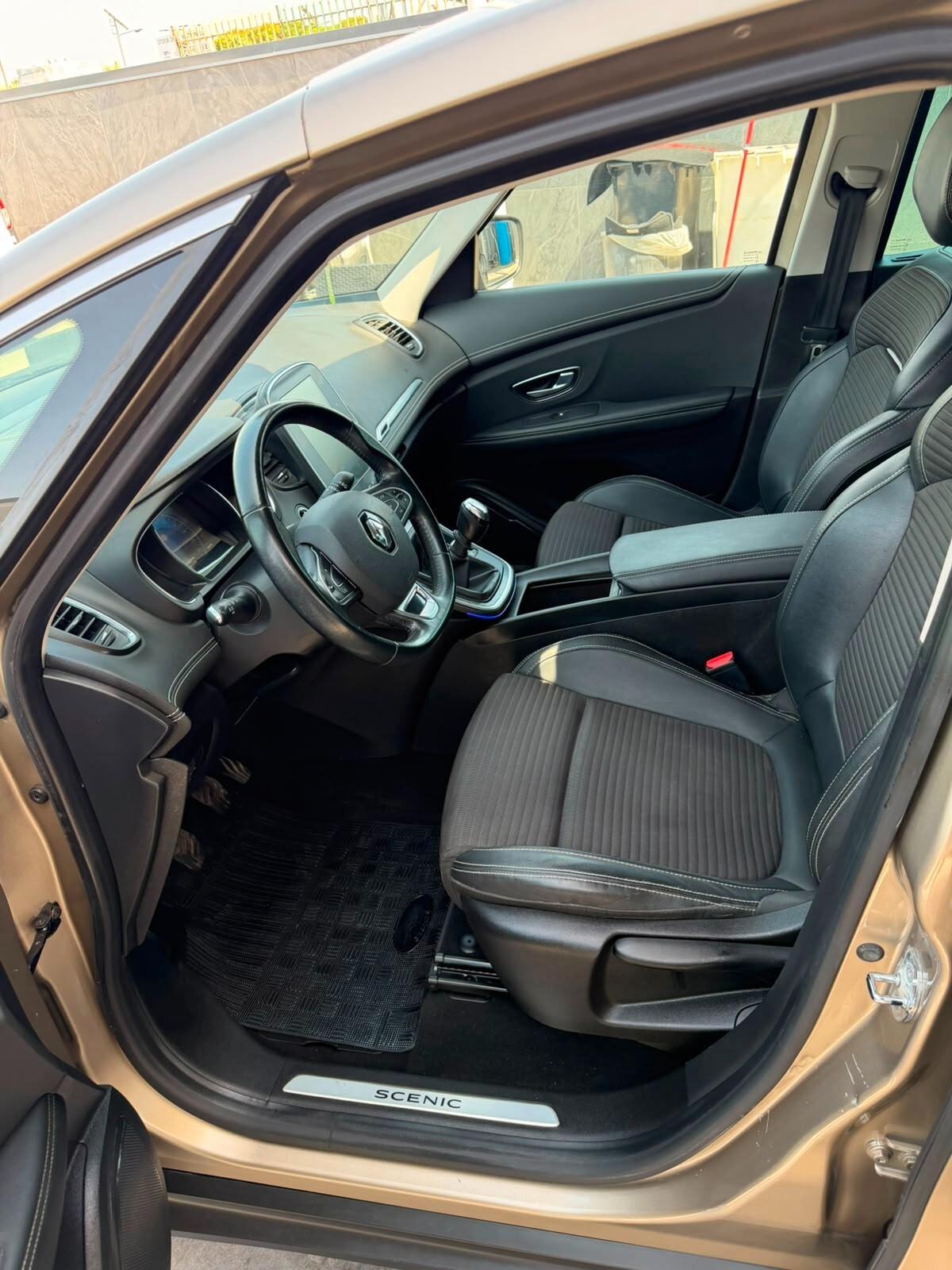 Renault Scenic Scénic dCi 8V 110 CV Energy Bose