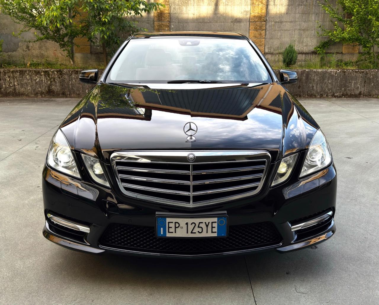 Mercedes-benz E 220 CDI BlueEFFICIENCY Avantgarde