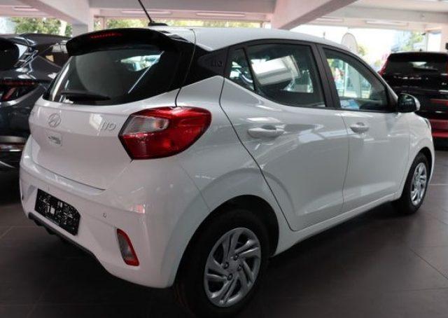 HYUNDAI i10 1.0 MPI Connectline MY2025 Telecamera