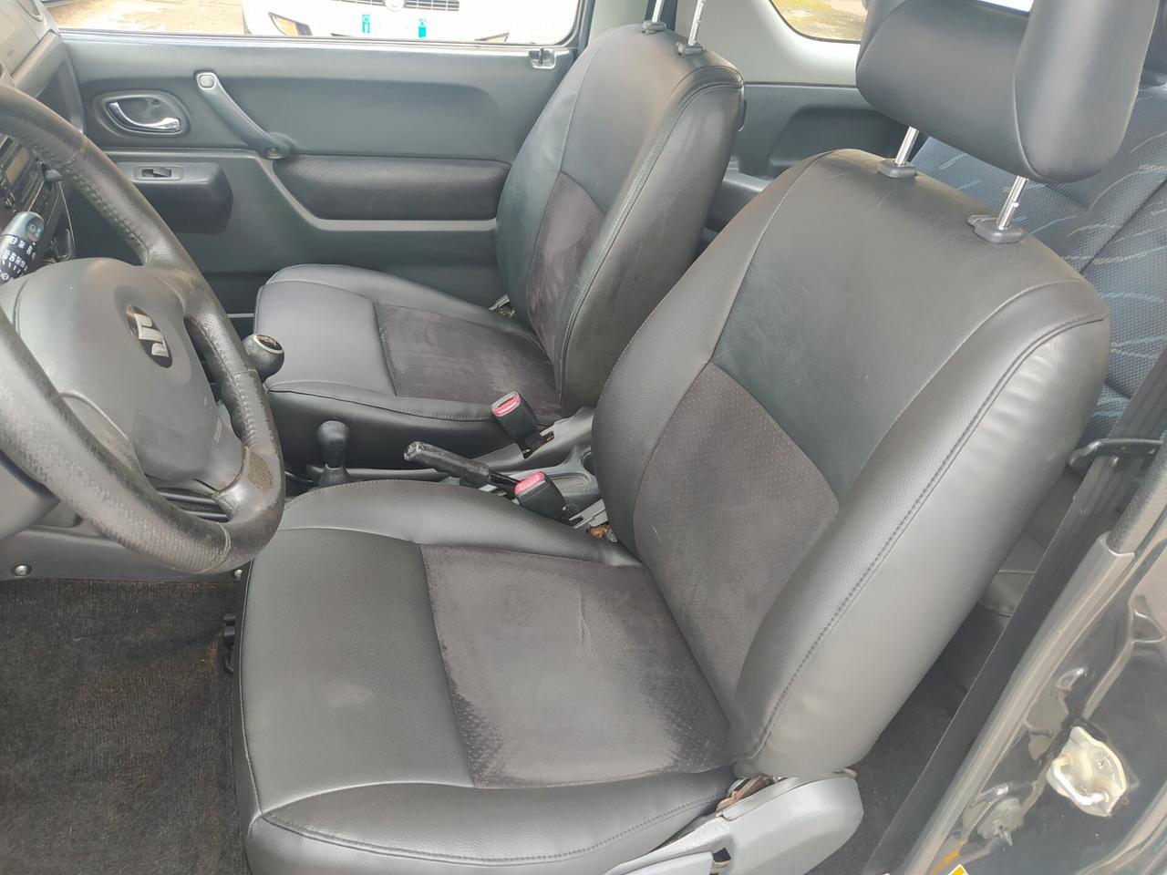 Suzuki Jimny 1.5 DDiS cat 4WD JLX