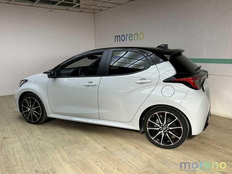 Toyota Yaris 1.5h 130 GR Sport