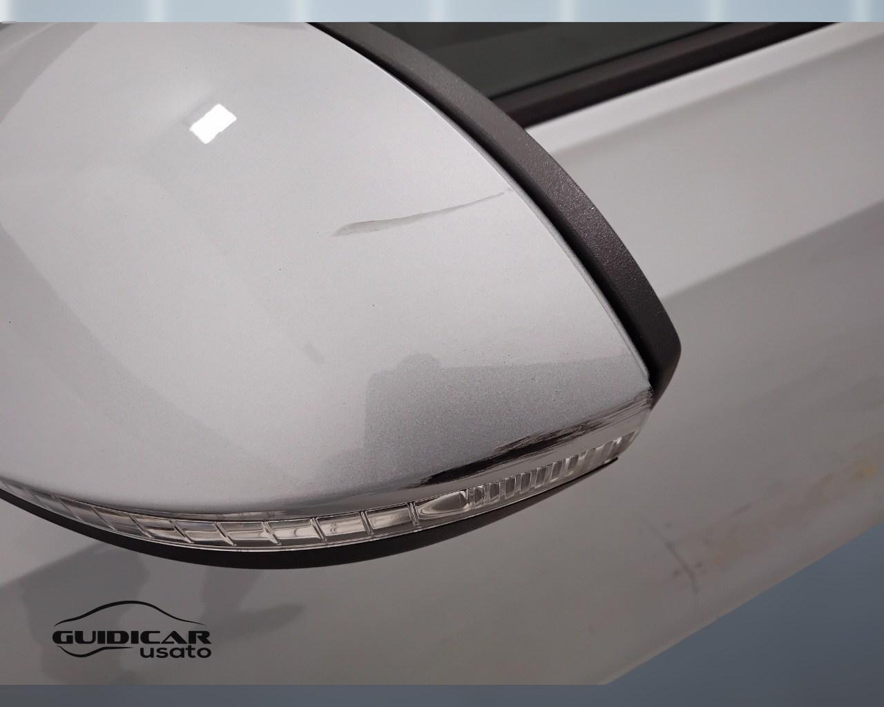 VOLKSWAGEN Golf VIII 2024 - Golf 2.0 tdi Life 115cv