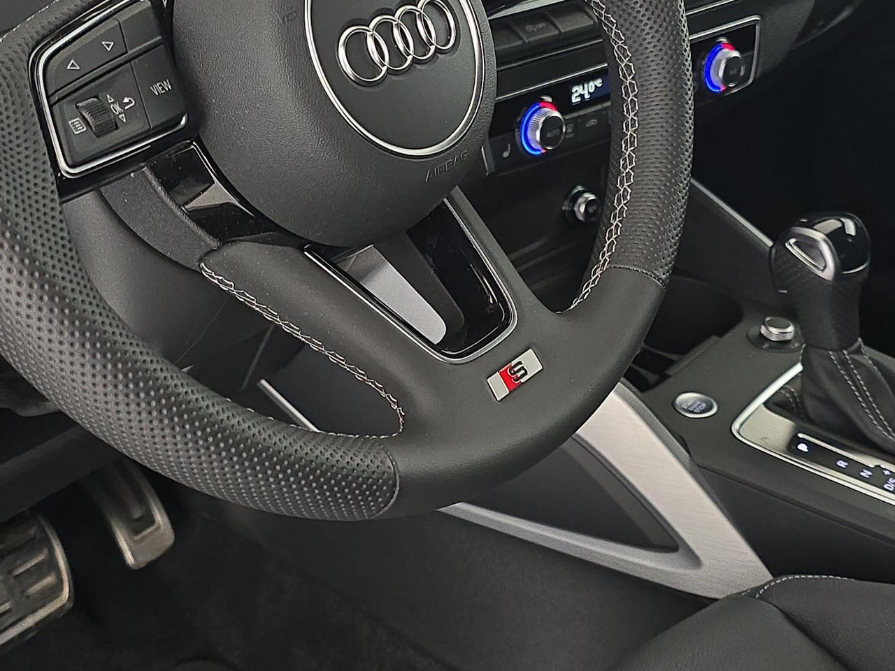 Audi Q2 35 1.5 tfsi s line edition s-tronic