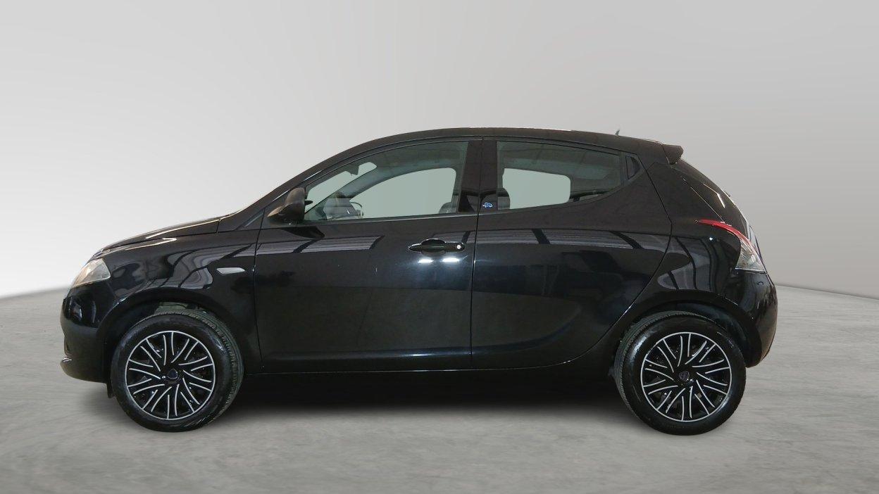 LANCIA Ypsilon 3ª serie - Ypsilon 1.2 69 CV 5 porte GPL Ecochic Black and Noir