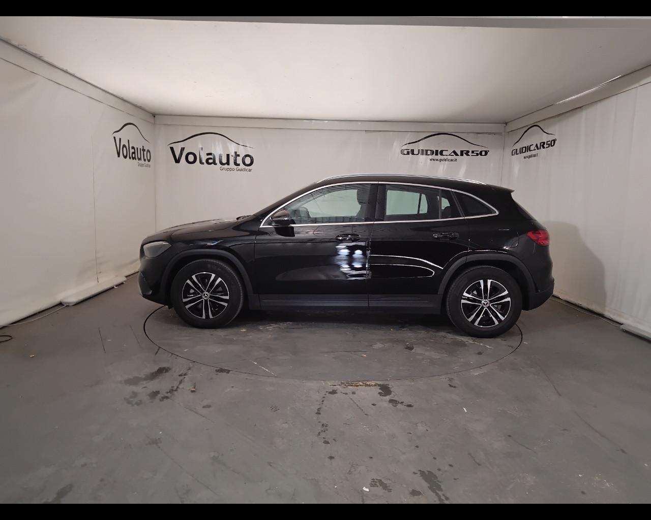 Mercedes-Benz GLA-H247 2023 - GLA 180 d Advanced auto