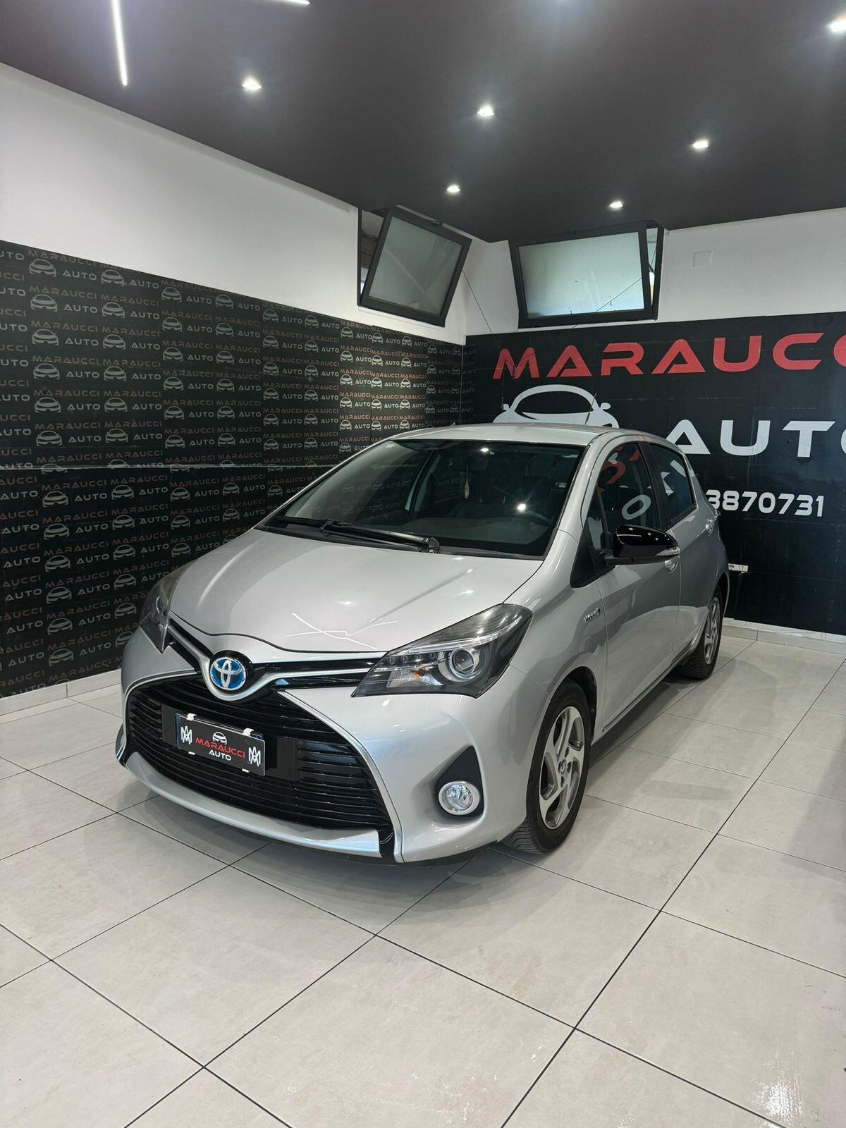 Toyota Yaris 1.3 5 porte Lounge Multidrive S