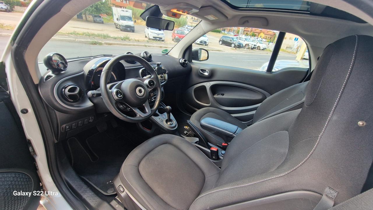 Smart ForTwo 90 0.9 Turbo twinamic PASSION * LED+ PANORAMA*