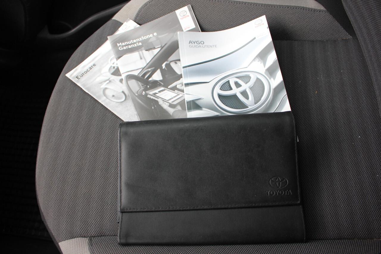Toyota Aygo *PREZZO VERO* AUTOMATICA UNIPRO TELECAMERA CONNECT