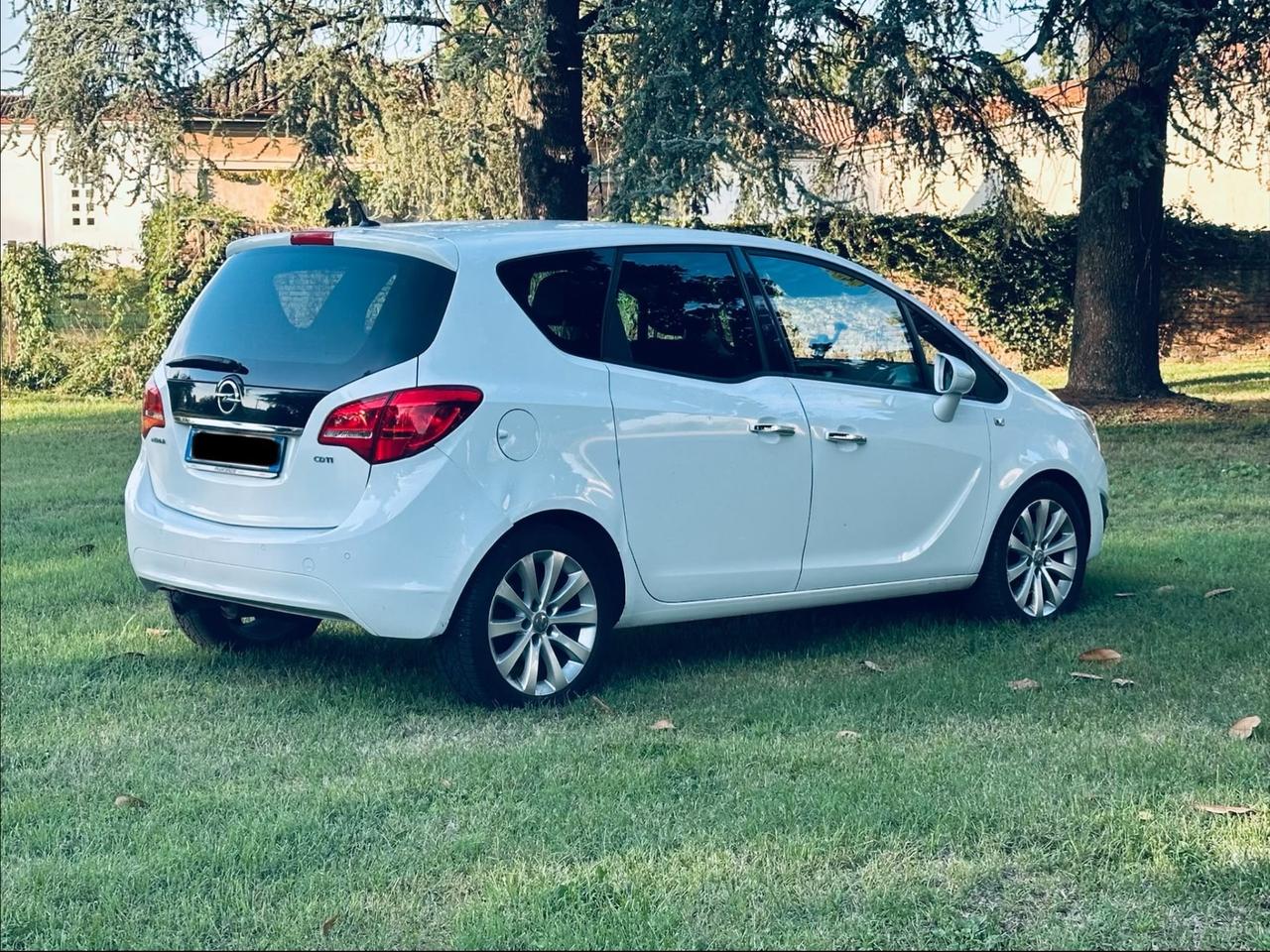 Opel Meriva 1.7 CDTI 110CV B-COLOR PANORAMIC