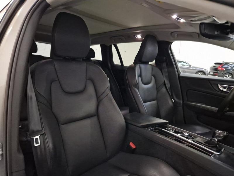 VOLVO V60 D4 Geartronic Business Plus WAGON