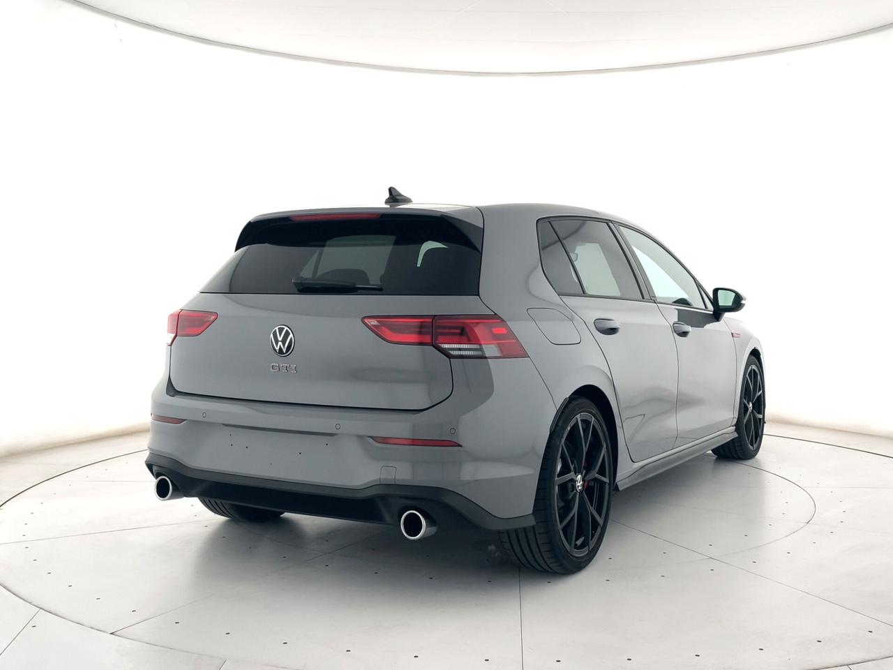 Volkswagen Golf GTI 2.0 TSI DSG