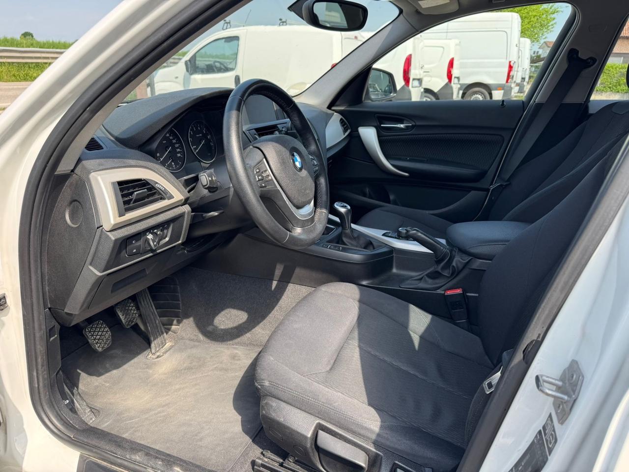 Bmw 116 116i 5p. Urban