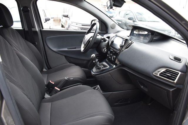 LANCIA Ypsilon 1.0 FireFly 5 porte S&S Hybrid Gold