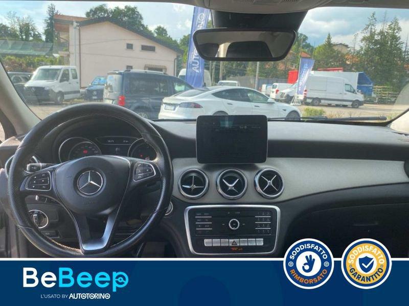 Mercedes-Benz GLA 200 D SPORT 4MATIC AUTO