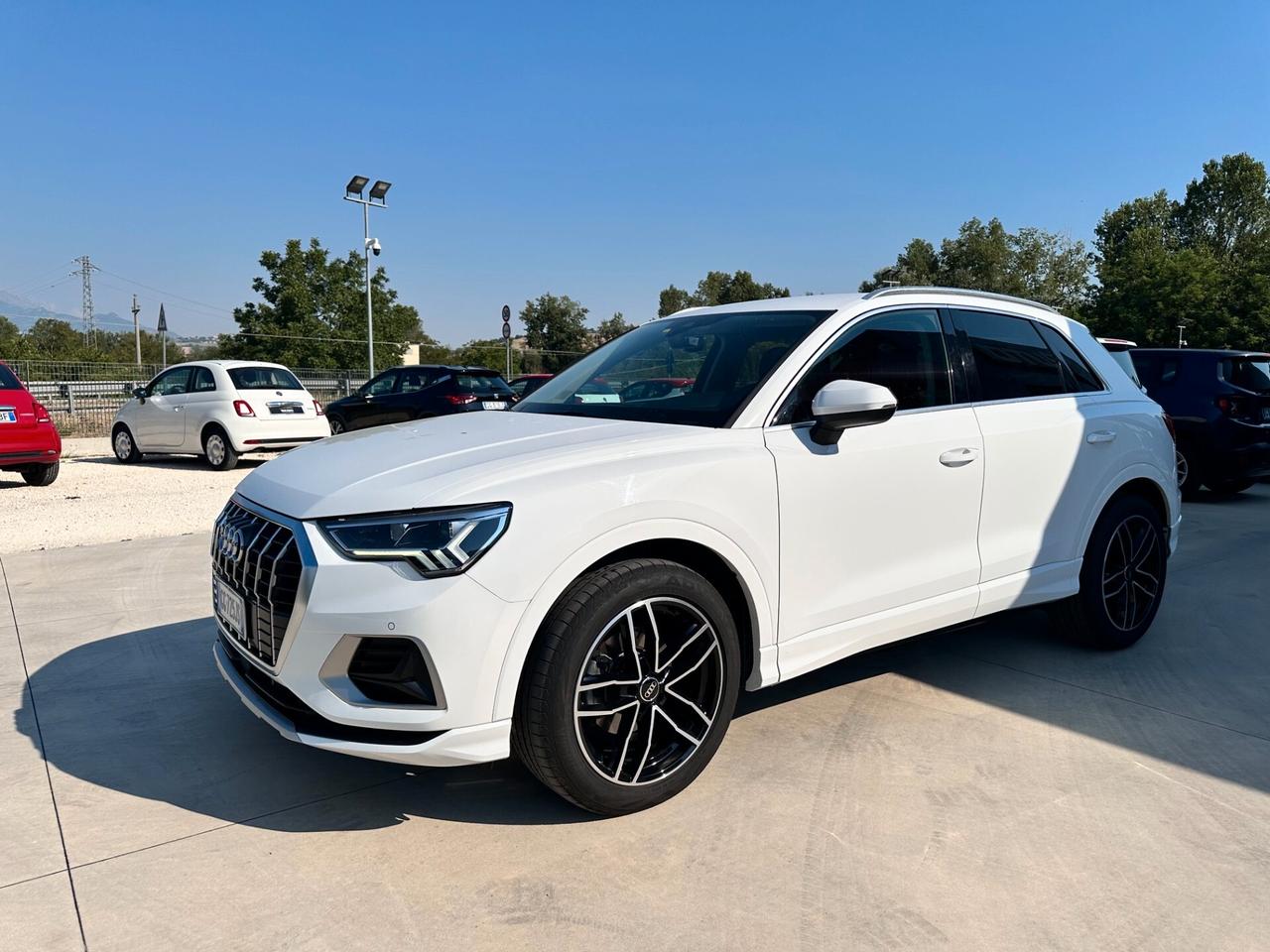 Audi Q3 35 TDI S tronic Business Advanced