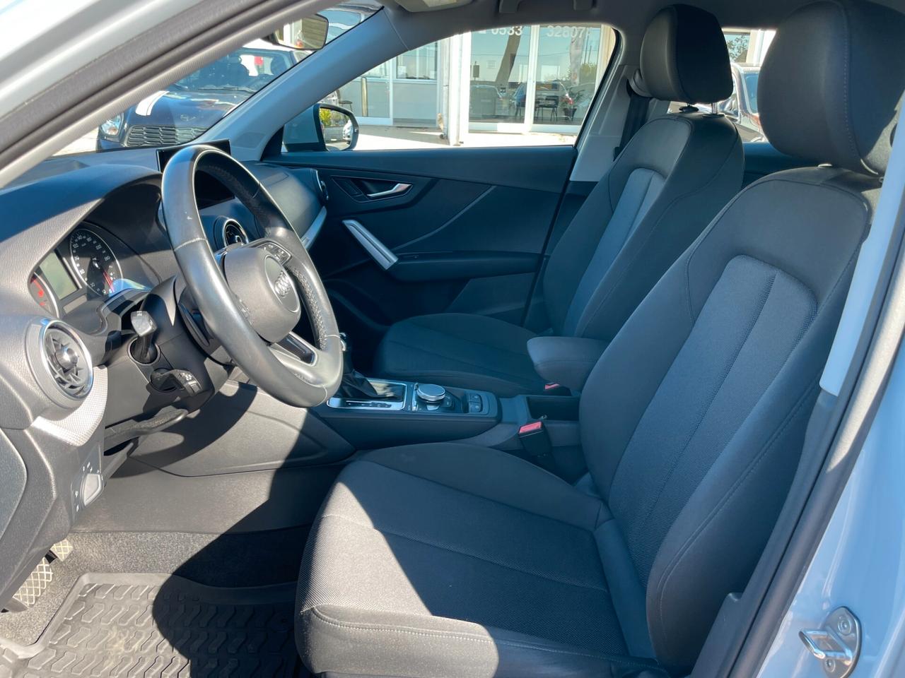 Audi Q2 35 TFSI S tronic Business