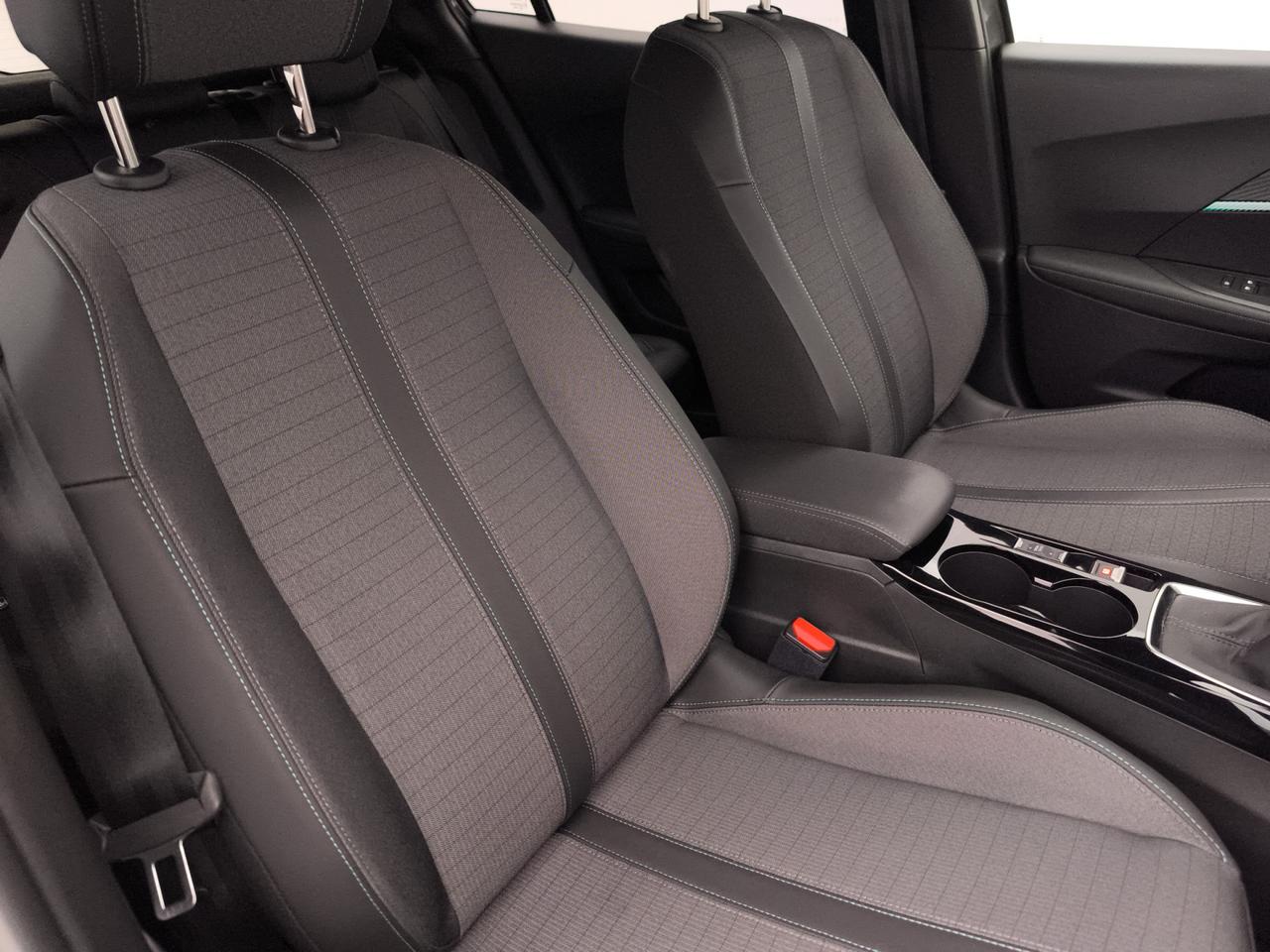 PEUGEOT 2008 II 2020 - 2008 1.2 puretech Allure Pack s&s 100cv