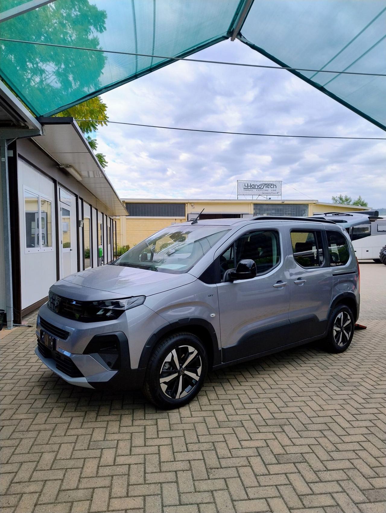 PEUGEOT RIFTER TRASPORTO DISABILI PRONTA CONSEGNA CAMBIO AUTOMATICO