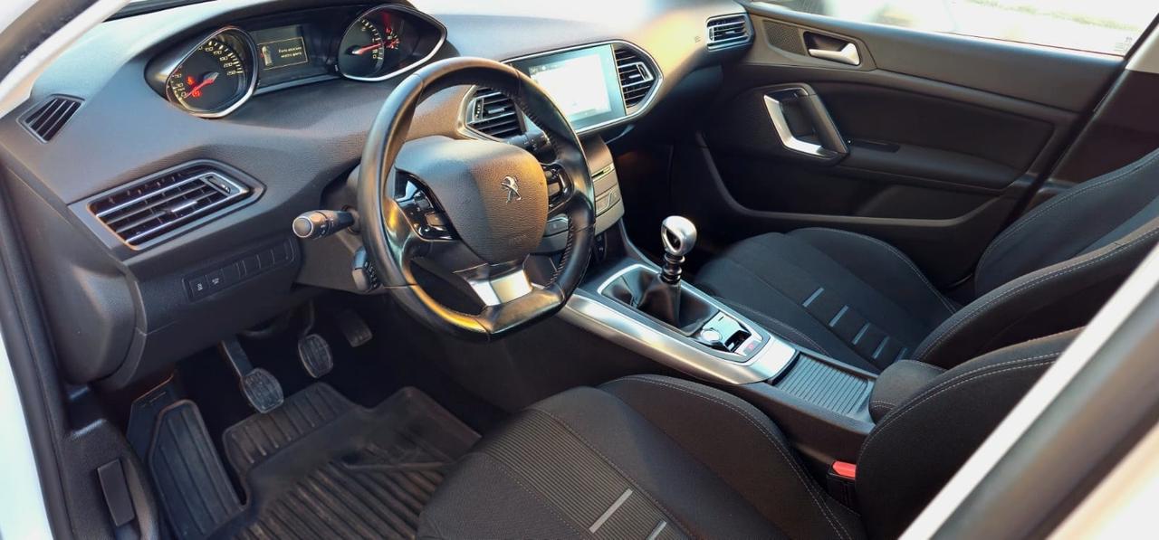 Peugeot 308 1.6 e-HDi 115 CV StopeStart GT Line (85 kw