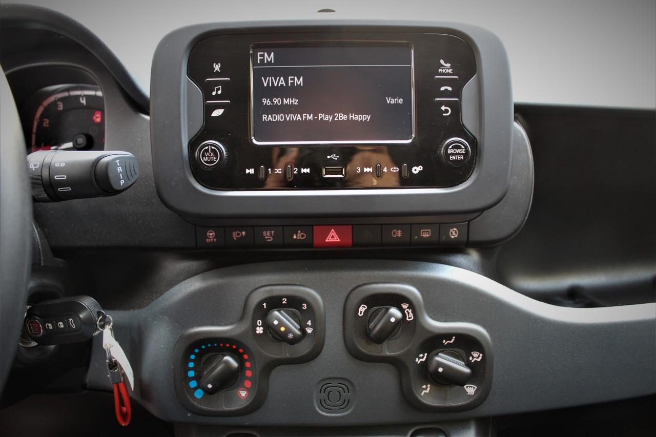 Fiat Panda 1.0 FireFly S&S Hybrid City Life 12.000 km