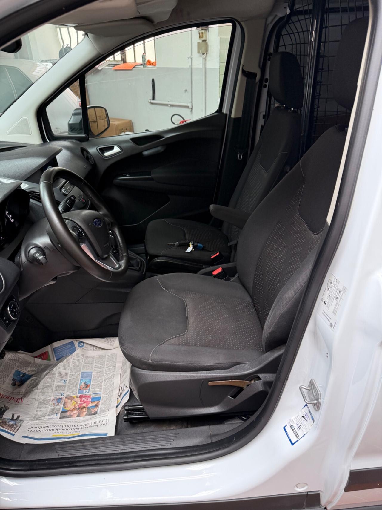 Ford Transit courier