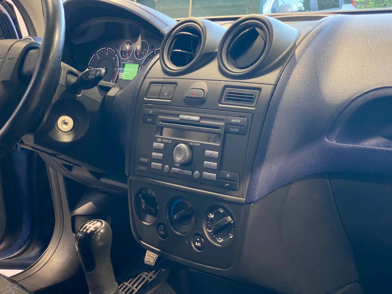 Ford Fiesta 1.4 TDCi 5p. Ghia