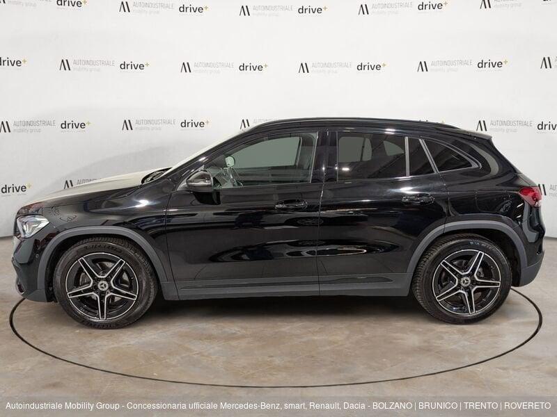 Mercedes-Benz GLA 200 D 4MATIC PREMIUM AUTOMATIC