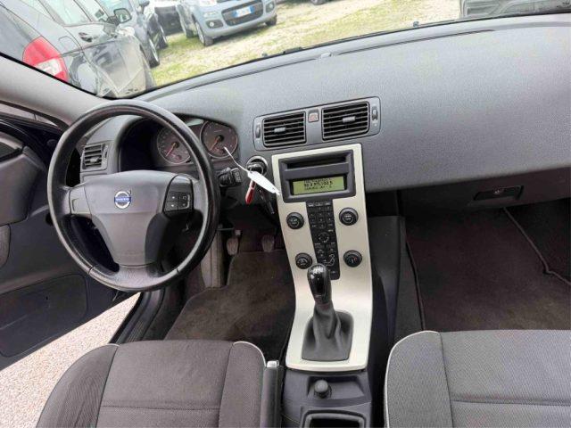 VOLVO C30 1.6 R-Design